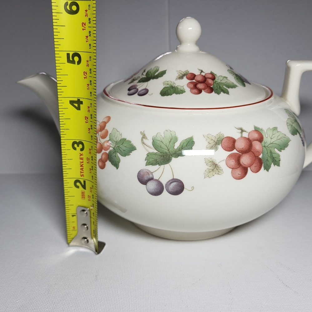 WEDGWOOD Queen's Ware Vintage "Provençe" Teapot With Fruit Design - Picture 8 of 12